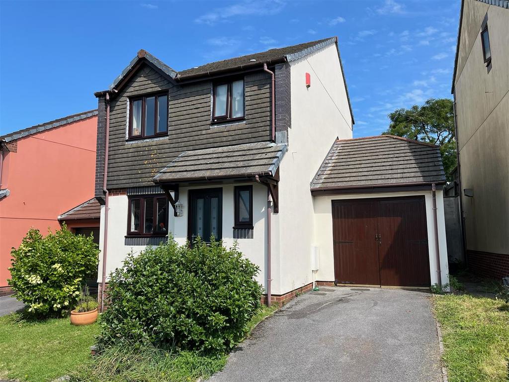 Seymour Drive, Dartmouth 3 bed house for sale £325,000