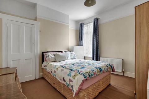 4 bedroom house for sale, Bulwer Road, Leytonstone, E11