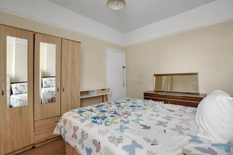 4 bedroom house for sale, Bulwer Road, Leytonstone, E11