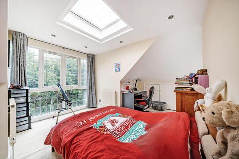 3 bedroom detached house for sale, Edgware,  London,  HA8