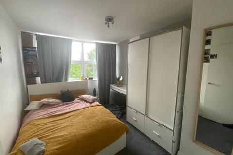 1 bedroom flat for sale, Camden House, Ashton-under-Lyne, Lancashire