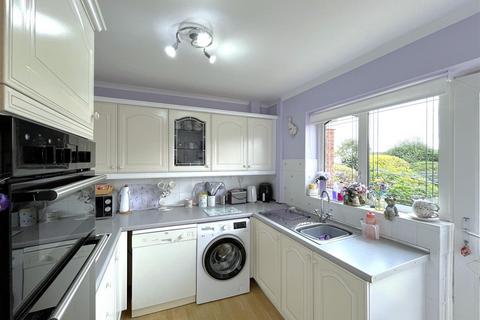 4 Crane Close, Warwick, CV34 5HB