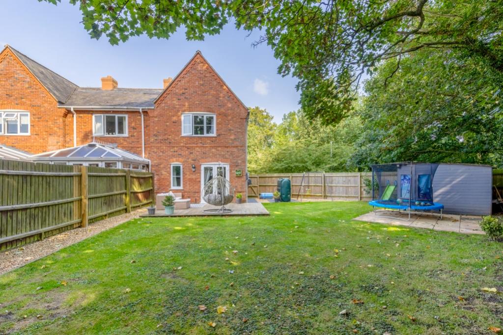 28 Churchgate (Sutterton)-14