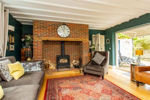 Woodside Cottage Hill Avenue, Shepherdswell, Dover, CT15 7PA