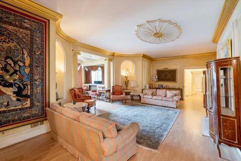 7 bedroom flat for sale, Grosvenor Square, Mayfair, London, W1K