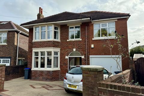 4 bedroom detached house for sale, Burwood Drive, Stanley Park FY3