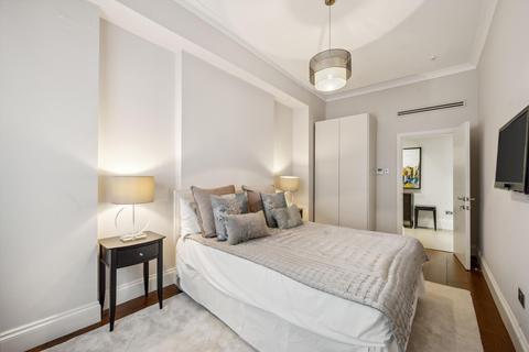 2 bedroom flat for sale, Carlton Lodge,  Lowndes Street, London, SW1X