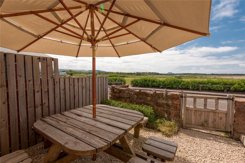 24 Chalet, Belhaven