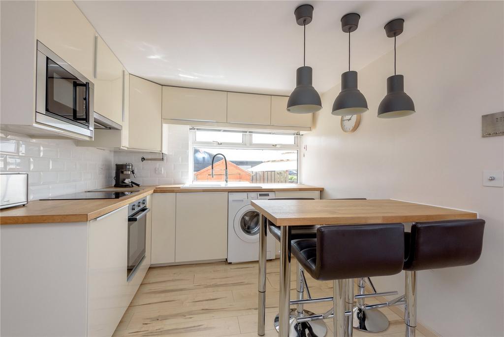 24 Chalet, Belhaven
