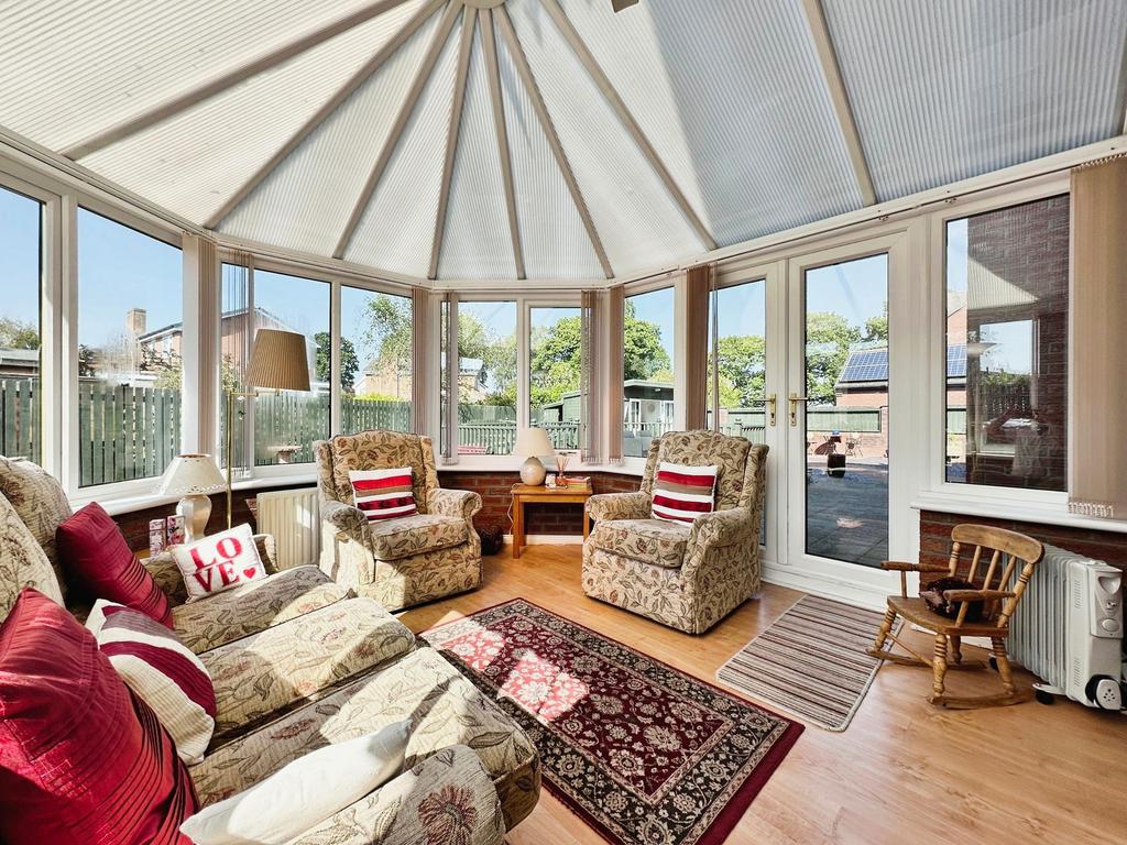 The Willows, Carlisle CA2 4 bed detached house for sale £375,000