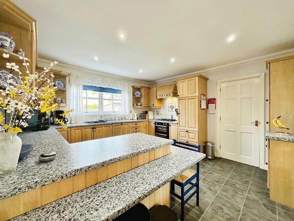 The Willows, Carlisle CA2 4 bed detached house for sale £375,000