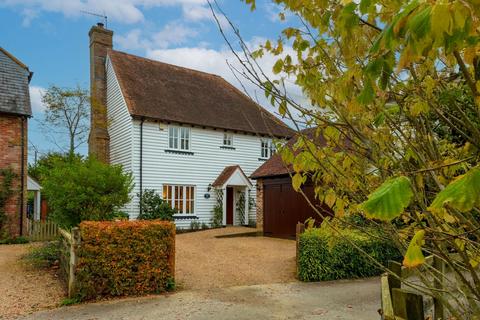 4 bedroom cottage for sale, Couchman Green Lane, Staplehurst, Kent, TN12 0RS