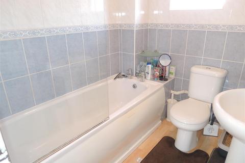 2 bedroom terraced house for sale, Derwent Road, Highwoods, Colchester