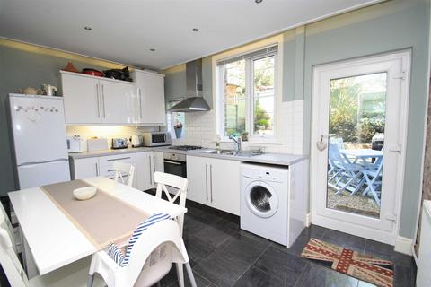 2 bedroom terraced house to rent, Ladyfield Terrace, Wilmslow