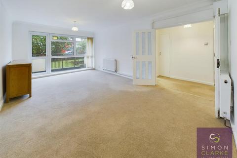 2 bedroom apartment to rent, Ballards Lane, Finchley Central, N3