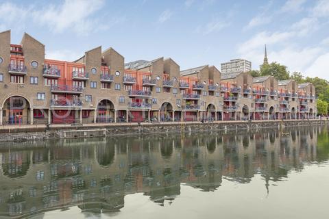 undefined, Newlands Quay, Wapping, E1W