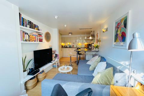 undefined, 167 Green Lanes, London N16