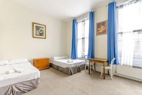 1 bedroom flat to rent, Barons Court, Barons Court, London, W14