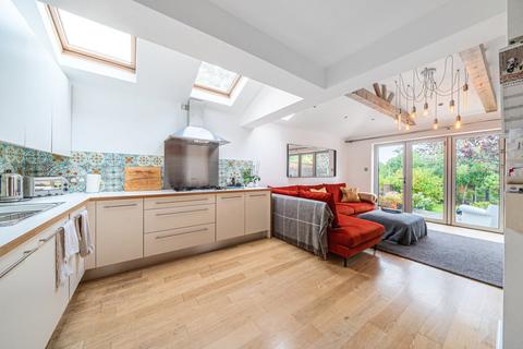 3 bedroom semi-detached house for sale, Upper Hale Road, Farnham, Surrey, GU9