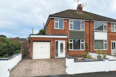 3 bedroom semi-detached house for sale, Wentworth Avenue, Timperley