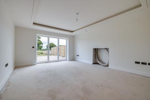 4 bedroom detached house for sale, Belgrave Garden Mews, Pulford, CH4