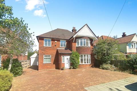 3 bedroom detached house for sale, Dale Hall Lane, Ipswich, IP1