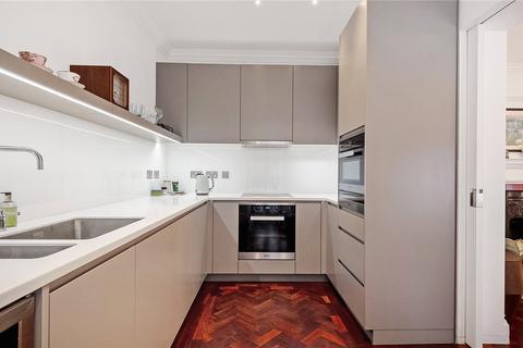 2 bedroom flat for sale, Great Portland Street, London, W1W