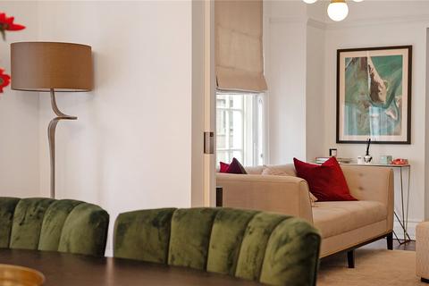 2 bedroom flat for sale, Great Portland Street, London, W1W