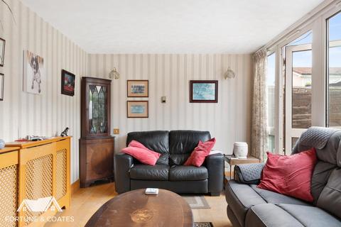 246 Berecroft, Harlow, CM18 7SQ