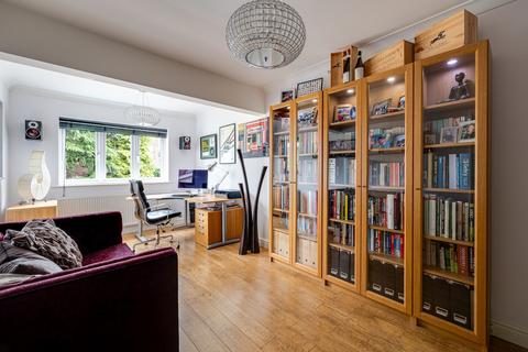 3 Earls Oak, Upton, Chester, CH2 1EX