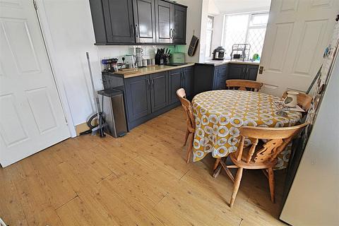 66 Coleshill Road, Marston Green, Birmingham, B37 7HW