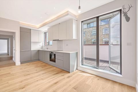 3 bedroom penthouse to rent, 7 Gunmakers Lane, London