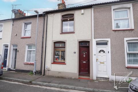 2 bedroom house for sale, Alexandra Road, Gravesend