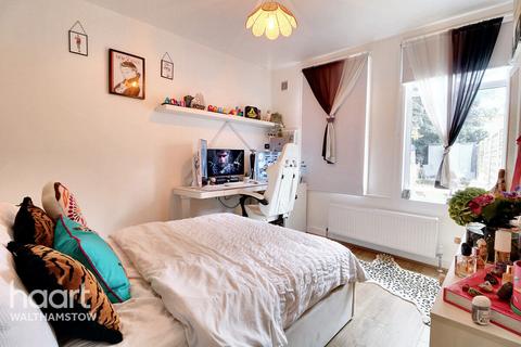 2 bedroom maisonette for sale, Wetherden Street, London