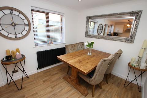 136b Cemetery Road, Hemingfield, Barnsley, S73 0QN