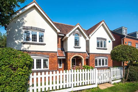 4 bedroom detached house for sale, Wyndham Wood Close, Fradley, Lichfield