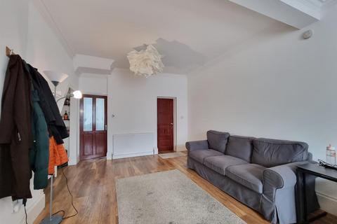 5 bedroom house for sale, Westwood Road, Ilford