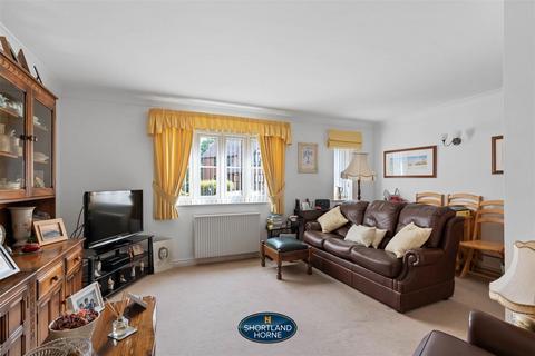 2 bedroom flat for sale, Allesley Hall Drive, Coventry CV5