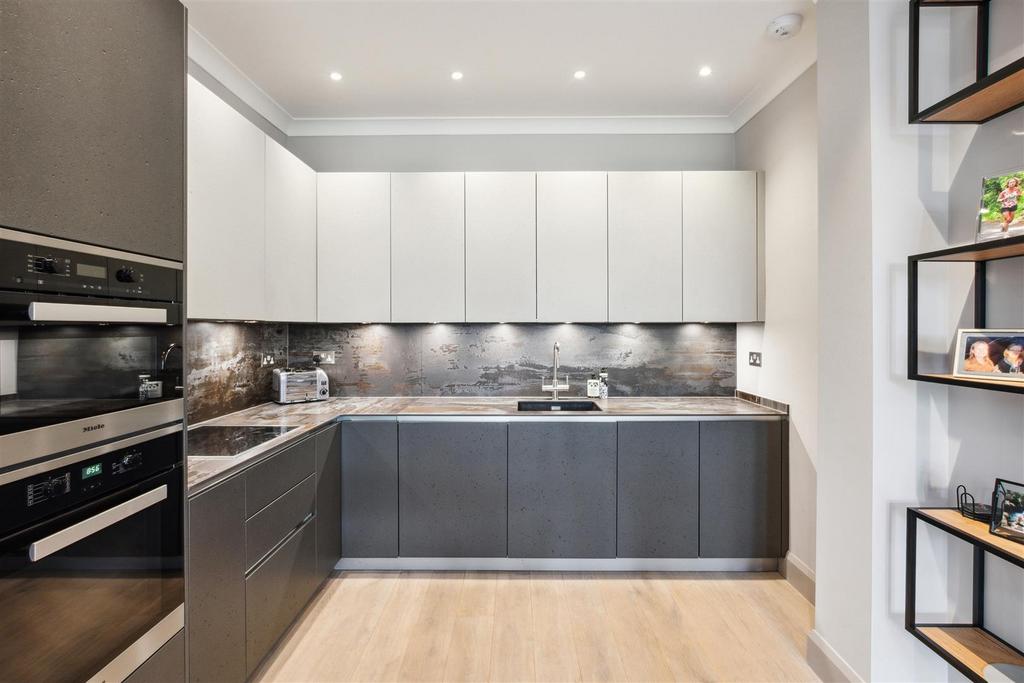 Devonhurst Place, W4 - FOR SALE