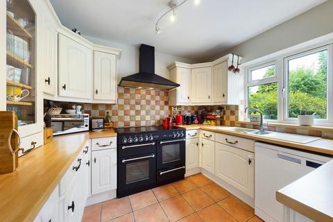 4 bedroom semi-detached house for sale, Tile Kiln Lane, HEMEL HEMPSTEAD HP3