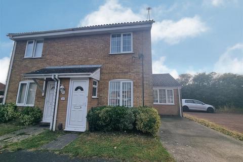 2 bedroom semi-detached house for sale, Forth Close, Caister-On-Sea