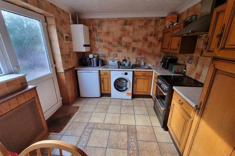 2 bedroom semi-detached house for sale, Forth Close, Caister-On-Sea