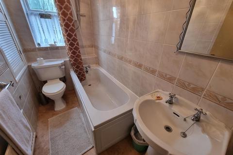 2 bedroom semi-detached house for sale, Forth Close, Caister-On-Sea