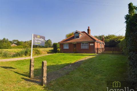 3 bedroom detached bungalow for sale, Mablethorpe Road, Theddlethorpe LN12