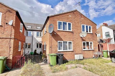 3 bedroom terraced house for sale, Moat Road, Great Yarmouth