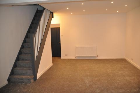 3 bedroom barn conversion to rent, London Road, Bodedern, Holyhead