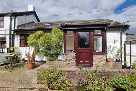 1 bedroom semi-detached bungalow to rent, Picklescott, SY6