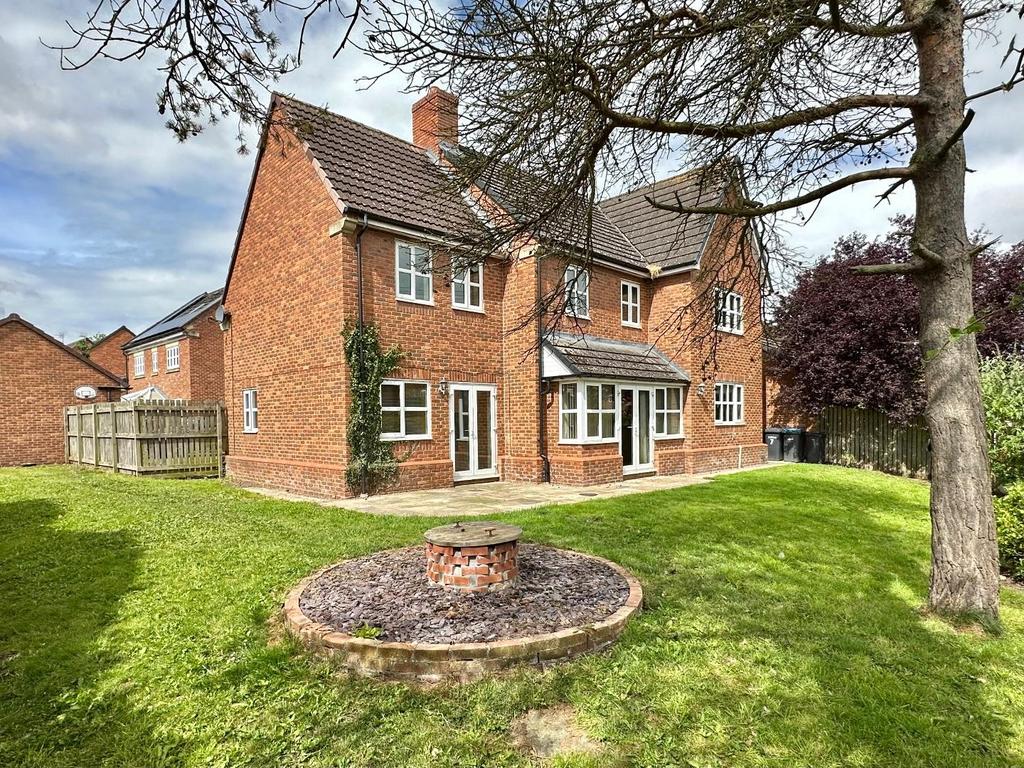 Jubilee Court, Tollerton, York, YO61 1RF 4 bed detached house to rent