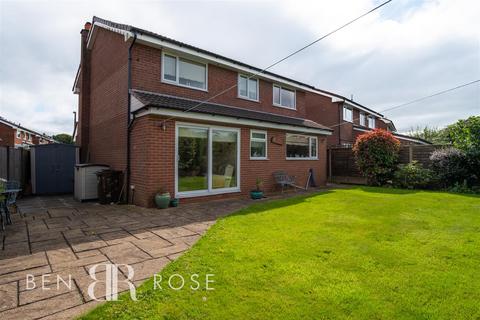 4 bedroom detached house for sale, Lyndale Close, Leyland