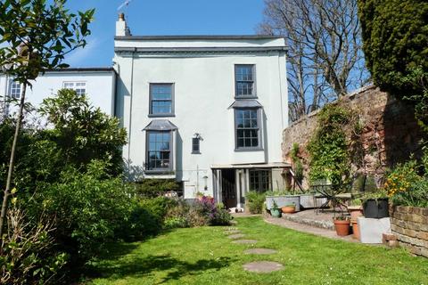 1 Bartholomew Terrace, Exeter, EX4 3BW
